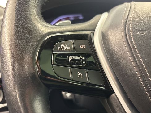 Used 2020 BMW 540i w/ Convenience Package RWD image 16