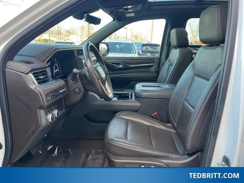 Used 2021 GMC Yukon XL Denali image 24