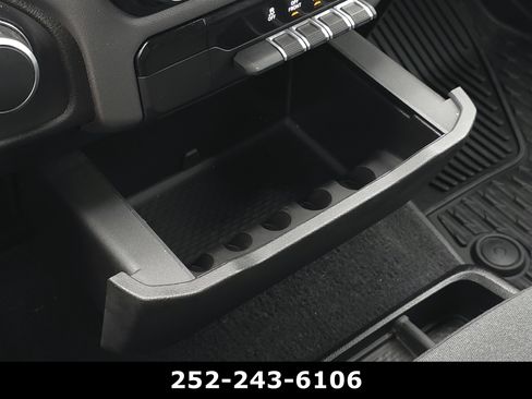 Used 2025 RAM 1500 Big Horn AWD/4WD image 14