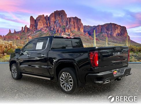 Used 2025 GMC Sierra 1500 Denali Ultimate AWD/4WD image 4