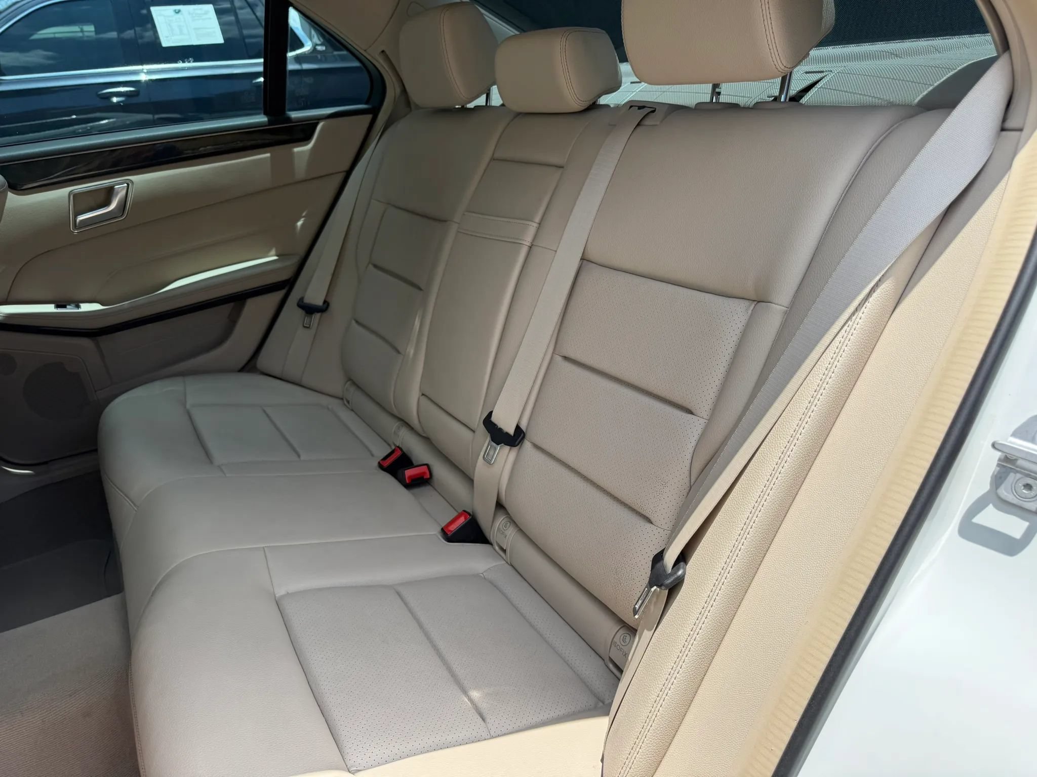 Used 2015 Mercedes-Benz E 350 Sedan image 16