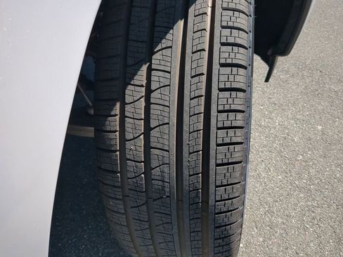 New 2026 RAM 1500 Laramie w/ Night Edition image 12