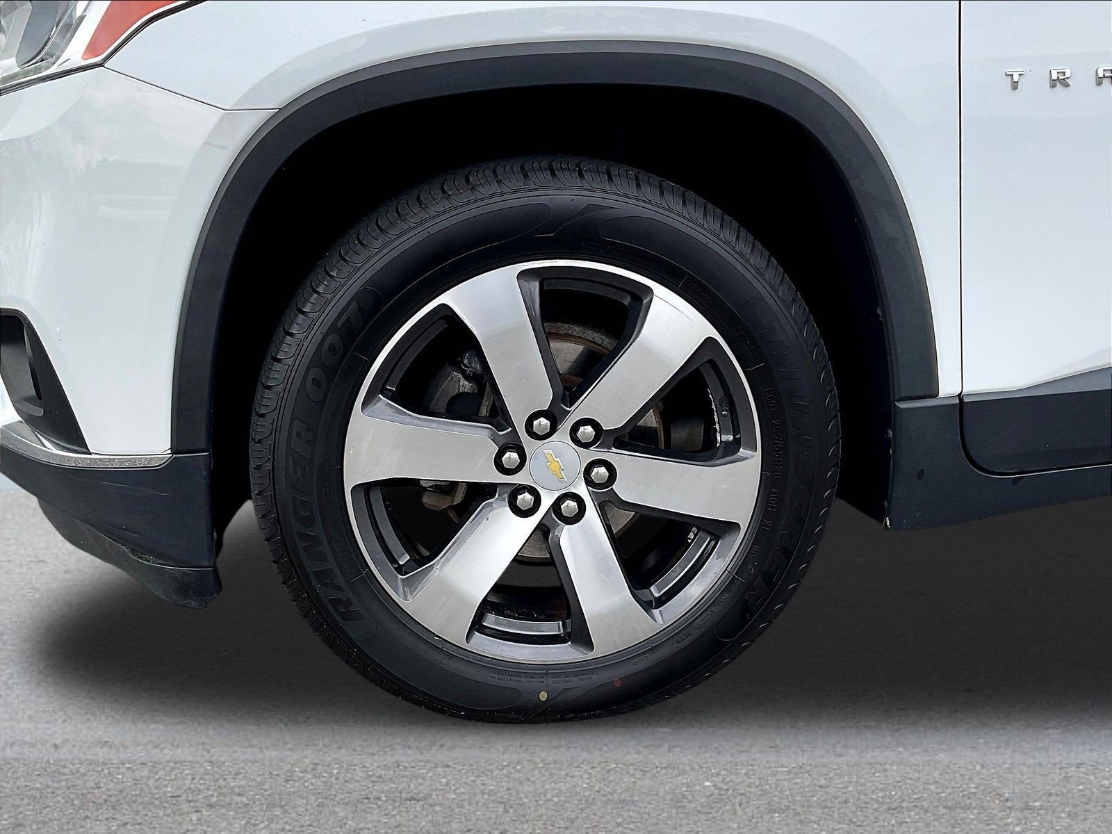 Used 2020 Chevrolet Traverse LT w/ LT Premium Package FWD image 37