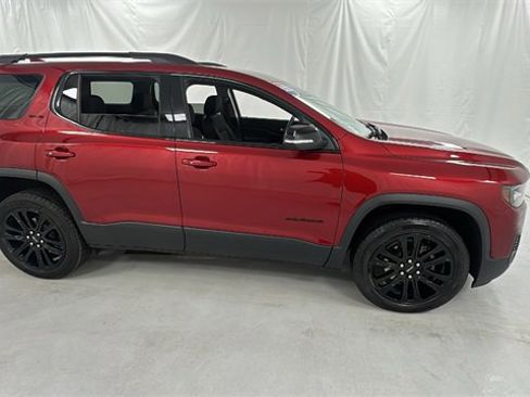 Used 2023 GMC Acadia SLE w/ Driver Convenience Package image 2
