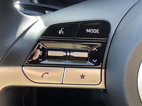 Certified 2024 Hyundai Santa Cruz SEL image 20