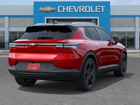 New 2026 Chevrolet Equinox EV LT image 8