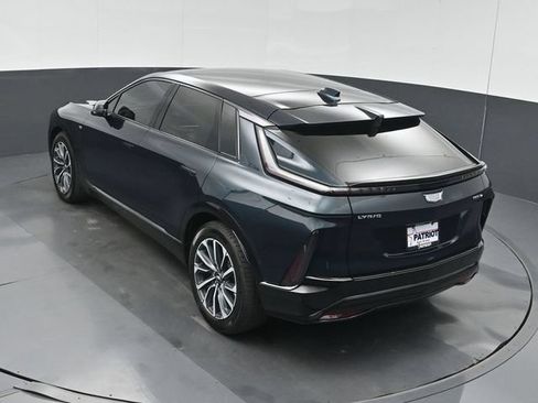 Used 2024 Cadillac Lyriq Sport w/ LPO, Floor Liner Package AWD/4WD image 41