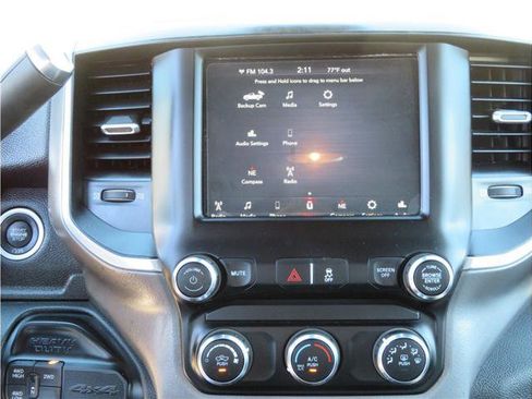 Used 2021 RAM 2500 Big Horn image 27