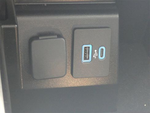 Used 2023 Ford Explorer ST w/ Equipment Group 401A image 24