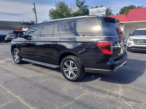 Used 2022 Ford Expedition Max Limited AWD/4WD image 3
