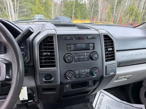 Used 2019 Ford F350 XL w/ Power Equipment Group AWD/4WD image 18