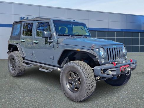 Used 2016 Jeep Wrangler Unlimited Rubicon image 1