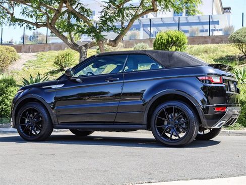 Used 2018 Land Rover Range Rover Evoque SE Dynamic AWD/4WD image 19