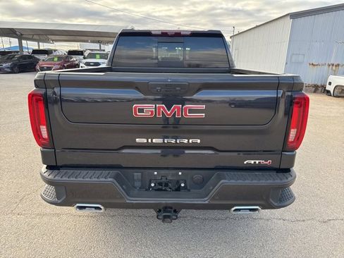 Used 2023 GMC Sierra 1500 AT4 w/ Technology Package image 7