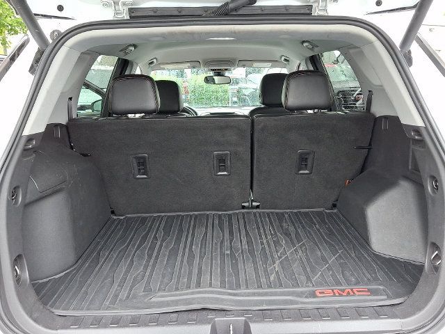 Used 2021 GMC Terrain SLT FWD image 29