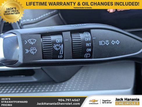 New 2026 Chevrolet Traverse LT w/ Enhanced Driving Package FWD image 28