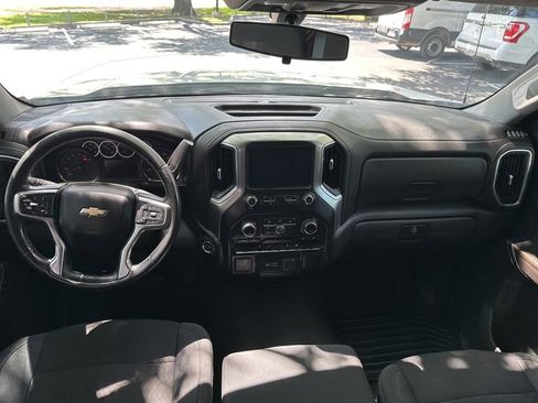 Used 2021 Chevrolet Silverado 1500 LT RWD image 18