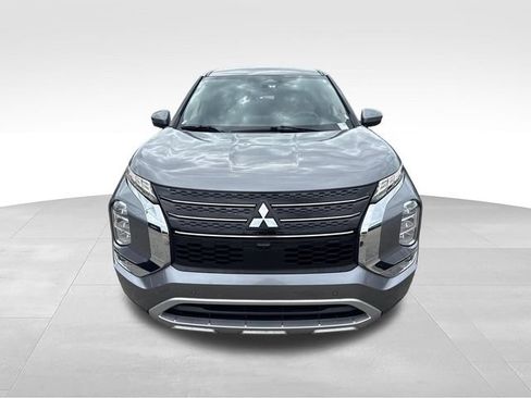 Used 2022 Mitsubishi Outlander SE FWD image 8