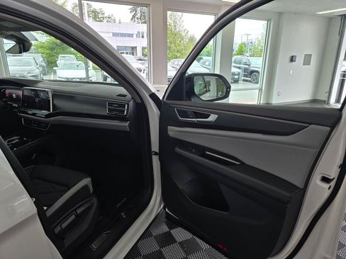 New 2026 Volkswagen Atlas Peak Edition AWD/4WD image 41