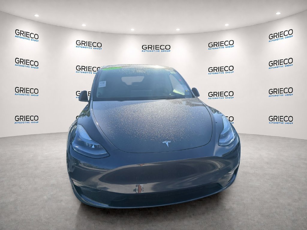Used 2025 Tesla Model Y Long Range AWD/4WD image 2