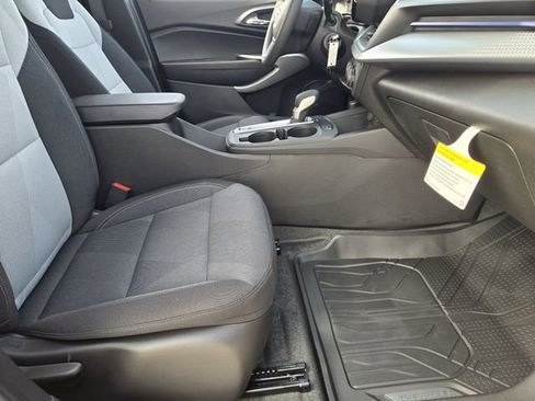 New 2026 Chevrolet Trax LS w/ LS Convenience Package image 10