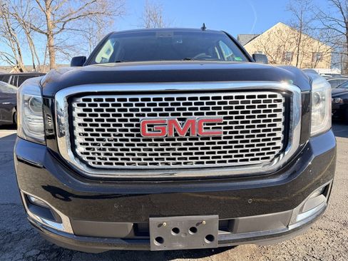 Used 2015 GMC Yukon XL Denali w/ Premium Package image 8