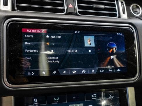 Used 2019 Land Rover Range Rover Supercharged AWD/4WD image 41