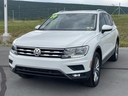 Used 2020 Volkswagen Tiguan SEL AWD/4WD image 8