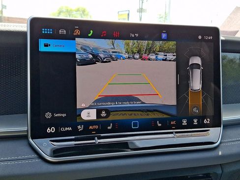 New 2026 Volkswagen Tiguan SE R-Line AWD/4WD image 14
