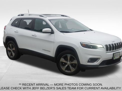 Used 2019 Jeep Cherokee Limited w/ Trailer Tow Group AWD/4WD image 1