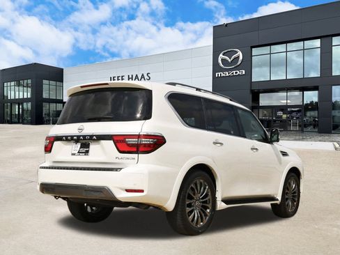 Used 2024 Nissan Armada Platinum w/ Captain's Chairs Package image 3