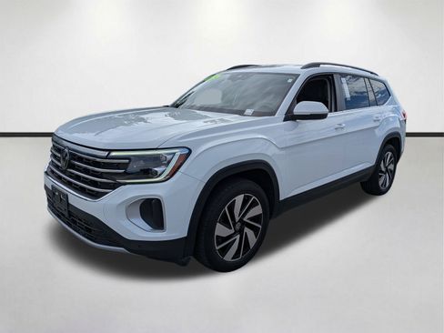 Used 2024 Volkswagen Atlas SE FWD image 8