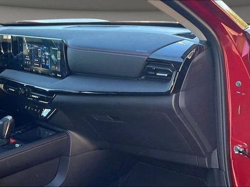 Certified 2026 Nissan Kicks SR w/ Illumination Package FWD image 15
