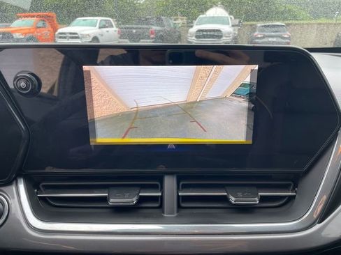 Used 2024 Chevrolet Trax ACTIV w/ Driver Confidence Package image 35