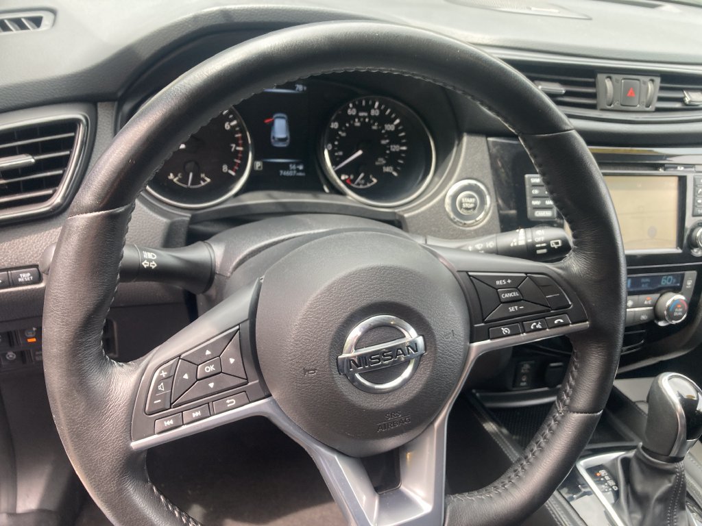 Used 2017 Nissan Rogue SL w/ SL Premium Package AWD/4WD image 18
