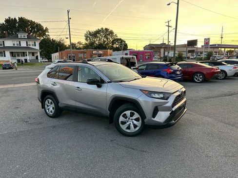 Used 2019 Toyota RAV4 LE w/ All Weather Liner Package AWD/4WD image 2