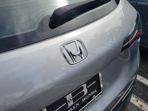 Certified 2023 Honda HR-V LX image 6