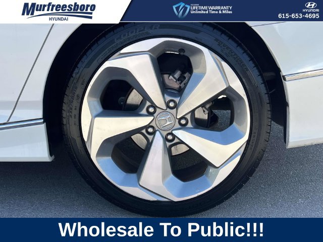 Used 2018 Honda Accord Touring image 11