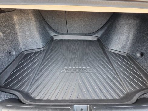 Used 2021 Honda Accord Sport image 14
