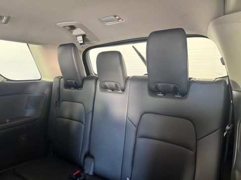 Used 2023 Nissan Pathfinder Platinum AWD/4WD image 12