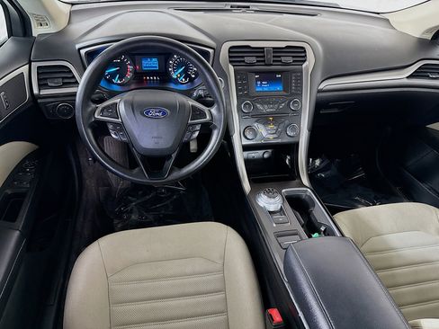 Used 2018 Ford Fusion S image 17