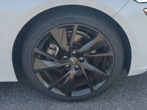 Used 2023 Genesis G70 2.0T w/ Sport Prestige Package RWD image 10
