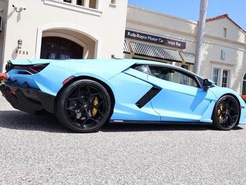 Used 2025 Lamborghini Revuelto AWD/4WD image 6