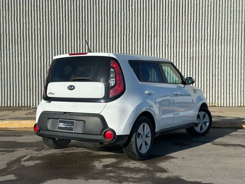 Used 2016 Kia Soul image 5