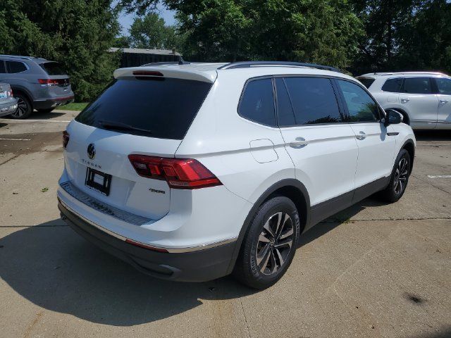 Certified 2024 Volkswagen Tiguan S AWD/4WD image 4