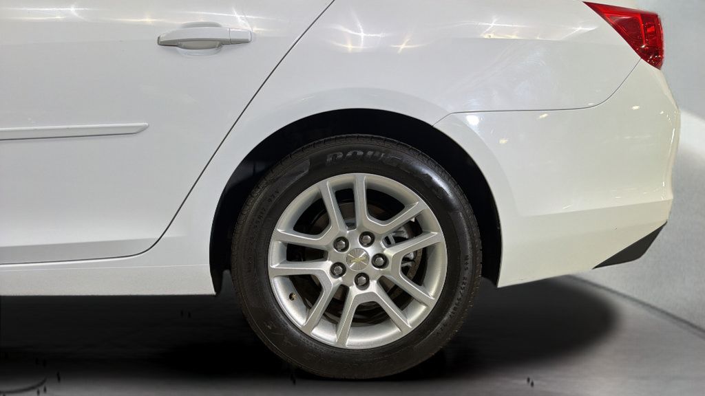 Used 2015 Chevrolet Malibu LT w/ Power Convenience Package FWD image 37