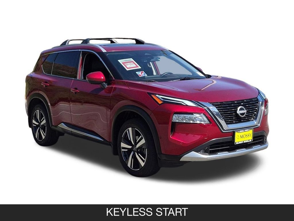 Used 2022 Nissan Rogue Platinum w/ Head-Up Display Package FWD image 2