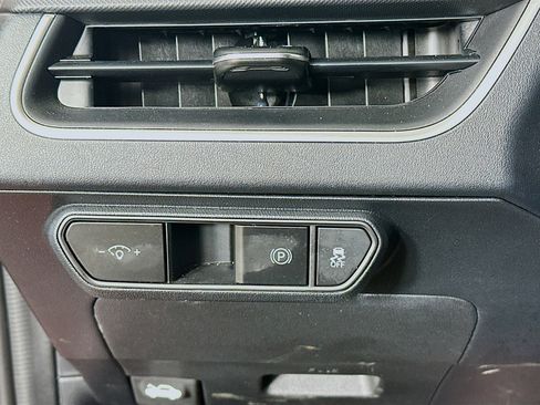 Used 2025 Kia K4 FWD image 17