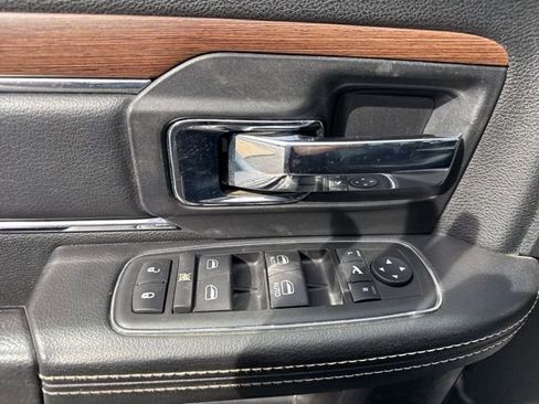 Used 2014 RAM 1500 Laramie w/ Convenience Group image 21