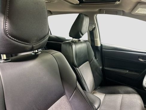 Used 2016 Toyota Corolla S FWD image 19